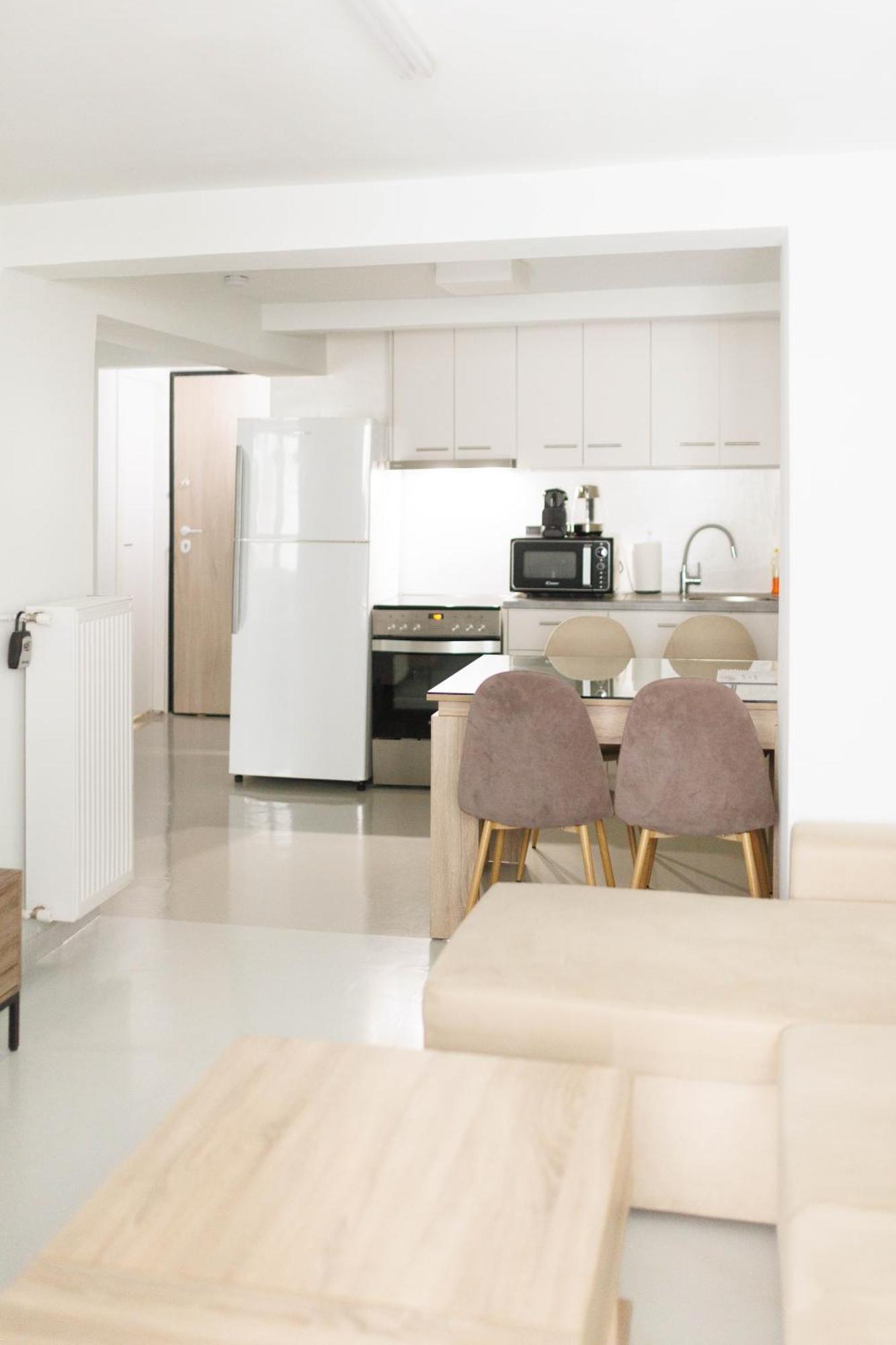 דירות אתונה Beautiful Underground Nest With Prv Terrace מראה חיצוני תמונה