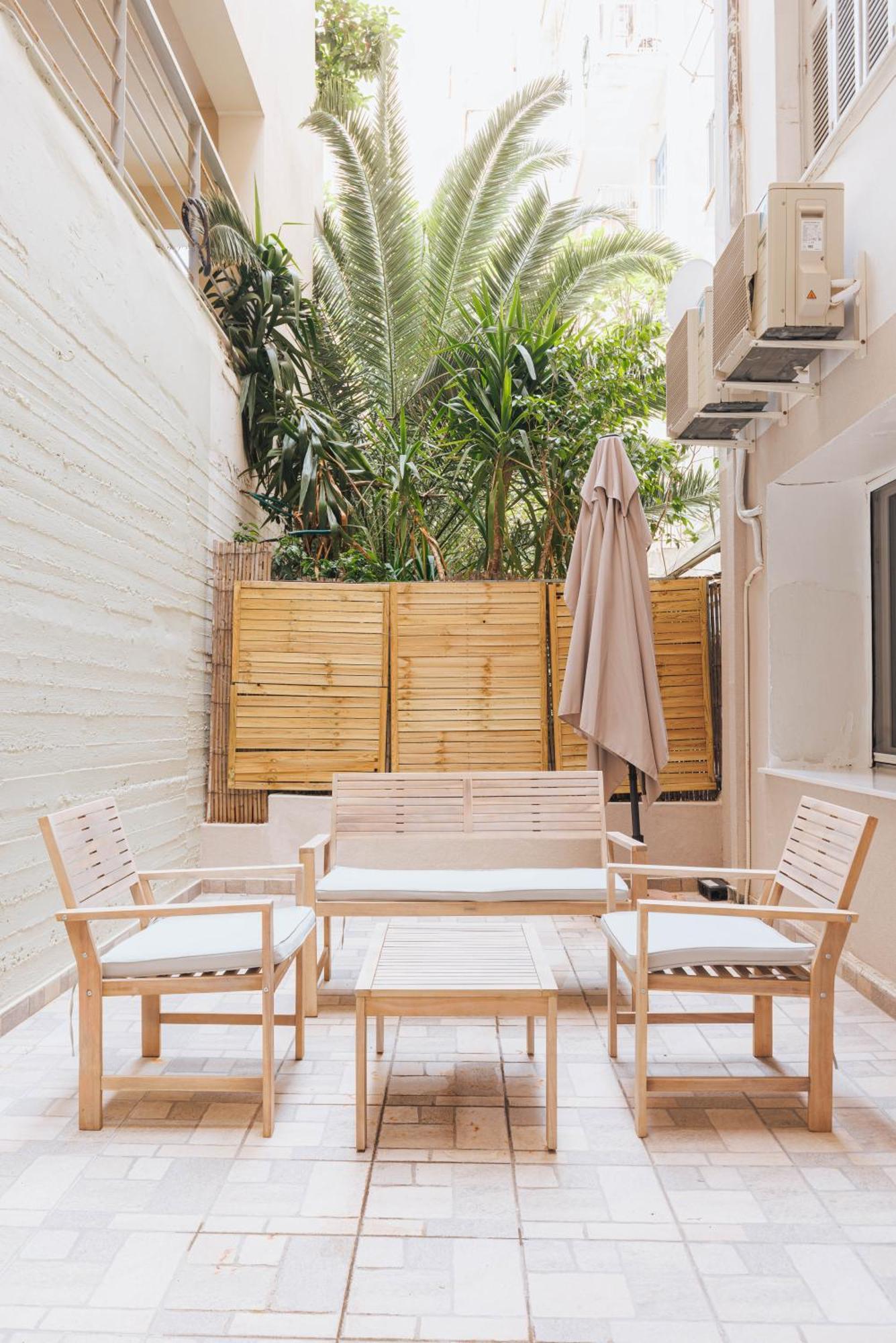 דירות אתונה Beautiful Underground Nest With Prv Terrace מראה חיצוני תמונה